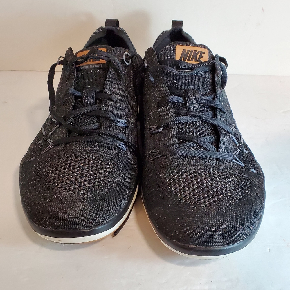 Nike Woman Training  Free TR Focus shoes Us 10